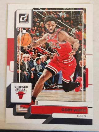 Two Chicago Bulls White & Perdue Basketball Cards