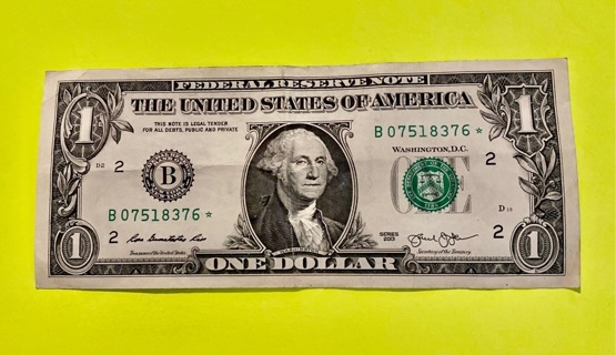 Nice One Dollar Bill * Star Note!