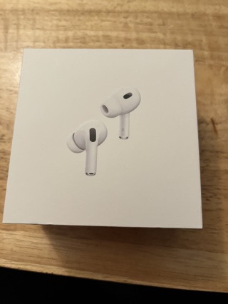 APPLE AIR POD PRO BRAND NEW NEVER USED.