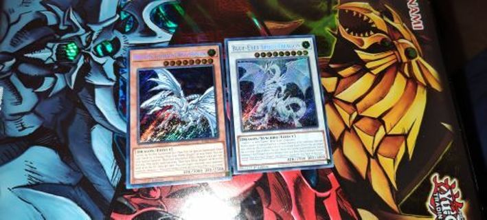 2 Secret Rare Holo Yugioh Cards Blue eyes alternative dragon and Blue eyes spirit dragon