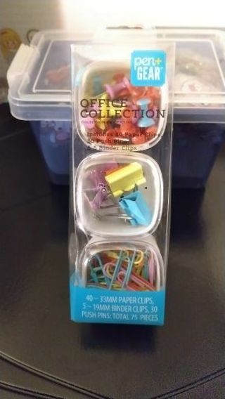❤️✴️❤️BRAND NEW 75 PC.OFFICE COLLECTION SUPPLIES SET❤️✴️❤️(PAPER CLIPS,BINDER CLIPS & PUSH PINS)