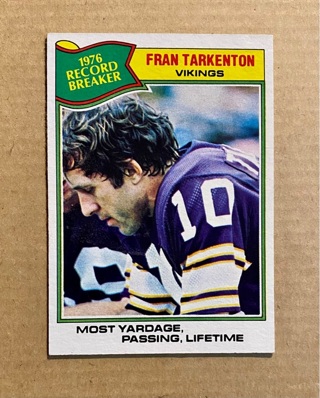 1977 Topps # 454 Record Breaker Fran Tarkenton Minnesota Vikings (Football Card) NM/MT