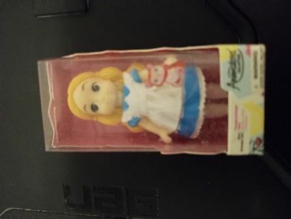 Disney Baby Alice mini brands series 1