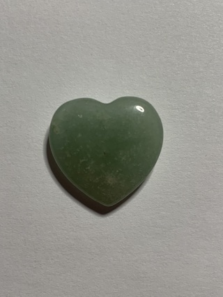 ✨HEALING STONE~#6~GREEN AVENTURINE~HEART SHAPED~FREE SHIPPING✨