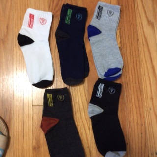 Brand New 5 Pairs of Boys School Socks .