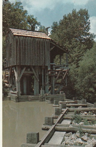 Vintage Unused Postcard: b: Saw & Grist Mill, New Salem State Park, IL