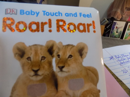 Baby Touch and Feel Padded book Roar Roar 