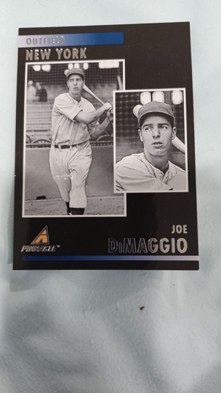 2023 Chronicles Joe DiMaggio Pinnacle