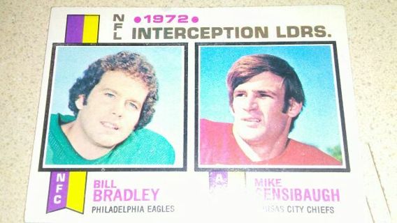 1973 TOPPS 1972 INTERCEPTION LEADERS BILL BRADLEY EAGLES/MIKE SENSIBAUGH CHIEFS FOOTBALL CARD