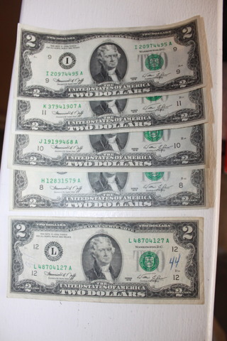 5- $2 BICENTENNIAL BILLS