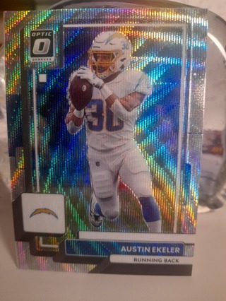 2022 Donruss Optic Premium Football Austin Ekeler Silver Wave Prizm #D 173/300 Chargers