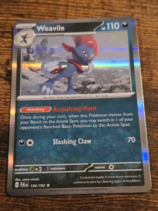 Pokemon Weavile holo rare card 134/193