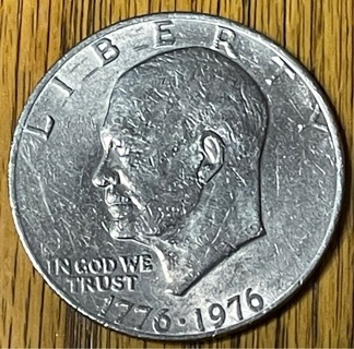 1976 P Bicentennial Eisenhower Dollar Circulated 