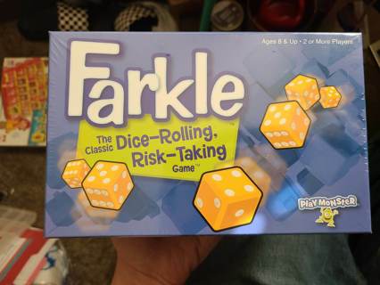 BRAND NEW Farkle Dice Game 