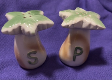 Vintage Palm Tree Salt and Pepper Shakers