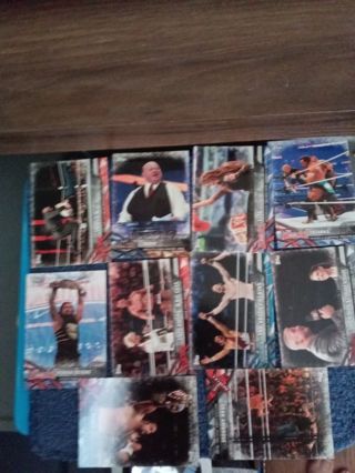 Lot of 20 WWE Topps cards of 2017 & 2018