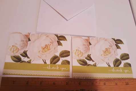 2 White Flower Notecards (with Envelopes)