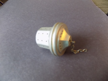 Aluminum ball tea strainer tool with chain attached