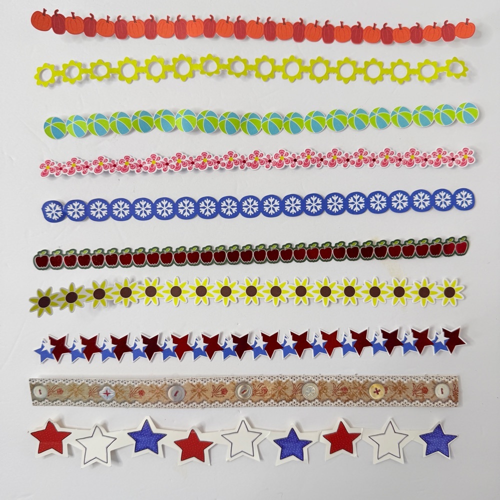 FREE: Seasonal Scrapbook Border Strips 