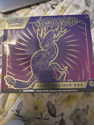 Pokemon Scarlet & Violet Elite Trainer Box