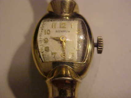 Antique Ladies Benrus 15 Jewel Windup Wristwatch, Works Great!