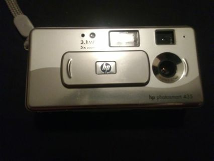 HP Photosmart 435 Digital Video and Photo Camera