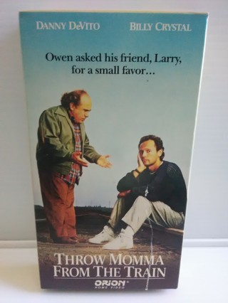 Throw Momma From The Train -Billy Crystal, Danny DeVito VHS