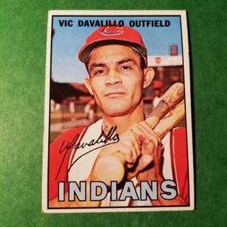 1967 - TOPPS BASEBALL CARD NO.69 - VIC DAVALILLO - INDIANS - EXMT/NRMT.