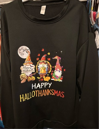 Woman’s Hallothankmas sweatshirt 3x