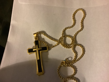 BEAUTIFUL GOLDEN CROSS WITH 2 FOOT CHAIN
