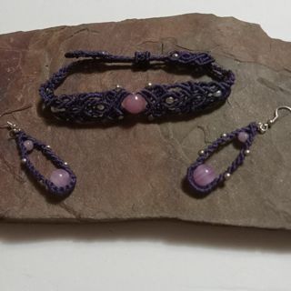 New Purple Women's Macrame bracelet and earrings set. Adjustable sizing. Free shipping.