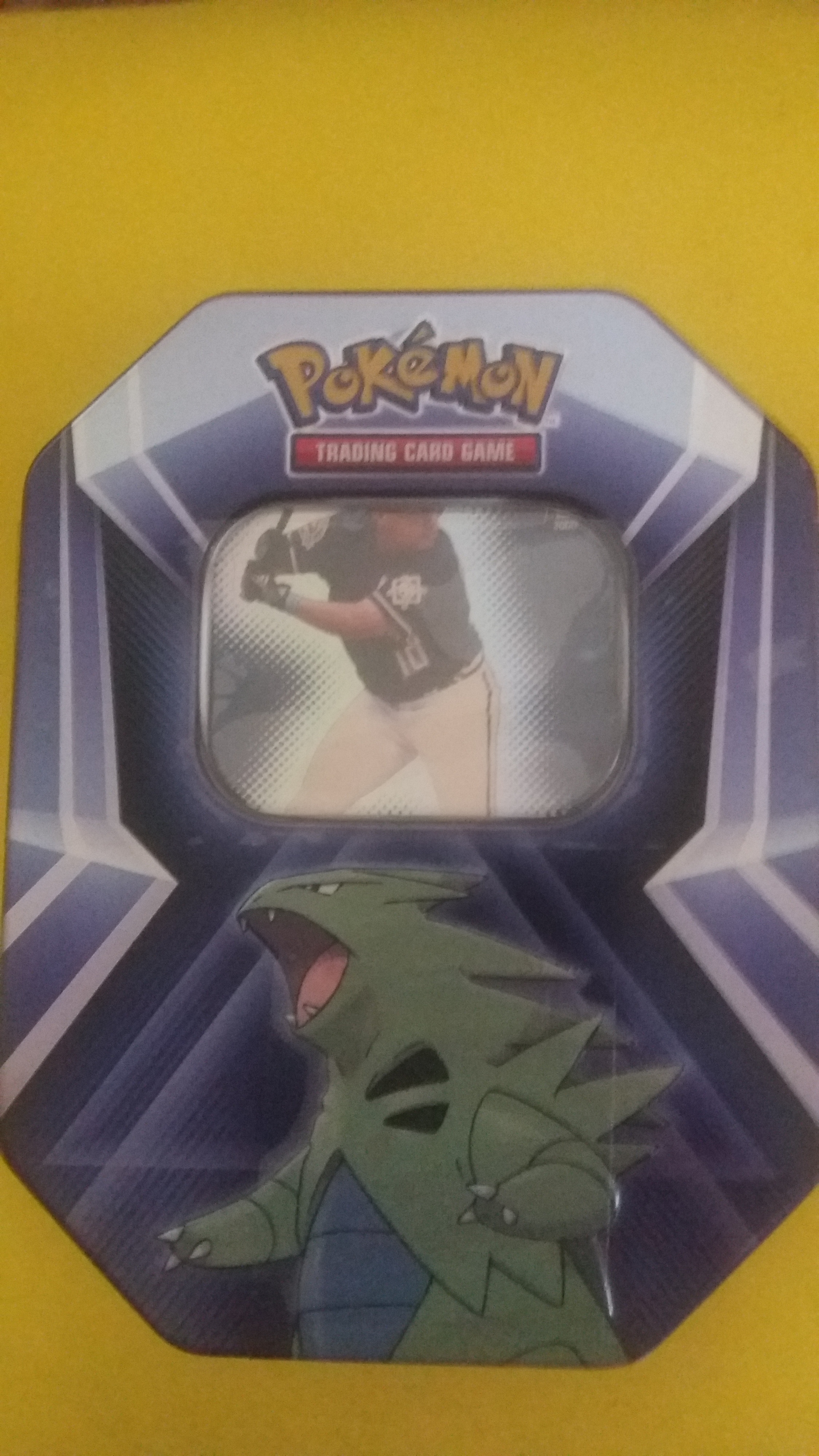 Free: 50 mixed baseball cards with tin free shipping