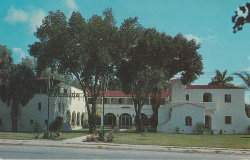 Vintage Unused Postcard: Hacienda Hotel, New Port Richey, FL