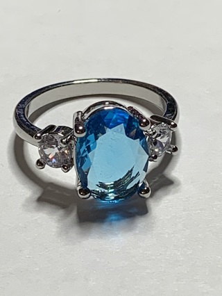 BLUE ZIRCON RING WITH CUBIC ZIRCONIAS~COSTUME JEWELRY~SIZE 11~NEW~FREE SHIPPING!