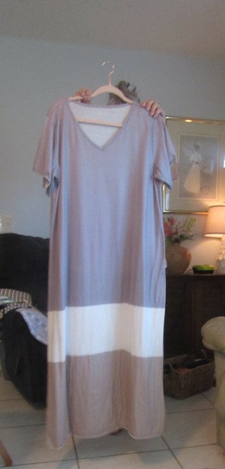 LONG DRESS  SIZE 2X