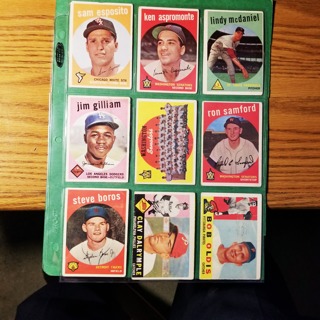 9 - MIXED LOT - TOPPS LOW GRADE -VG - BASEBALL CARDS