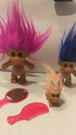 Vintage Troll Dolls with comb set