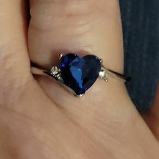 Gorgeous Blue Ring Size 8