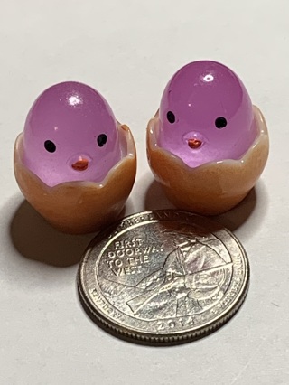 EGG SHELL CHICKS~#13~PURPLE~SET OF 2~GLOW IN THE DARK~FREE SHIPPING!
