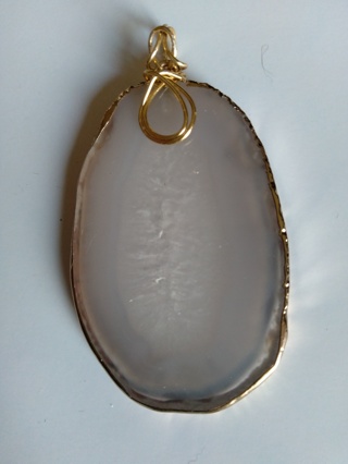 Large Geode Pendant in Gold Tone Setting & Bale
