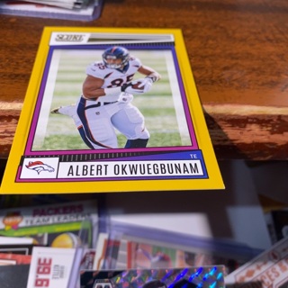 2022 score yellow Albert okwuegbunam football card 