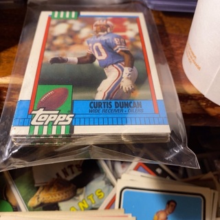 (25) random 1990 topps football cards 
