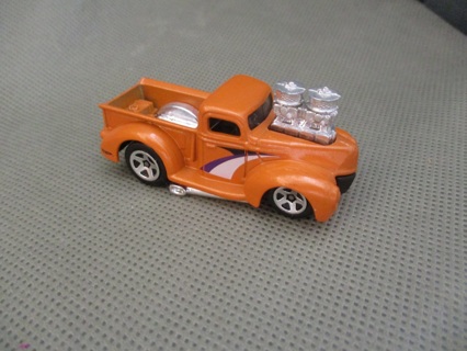 Hot Wheels 1941 Ford pick up Orange truck 