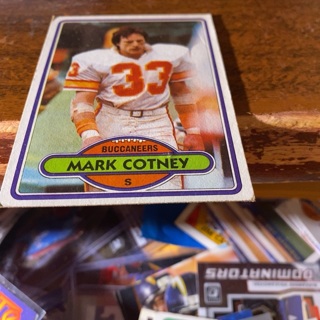 1980 topps mark cotney football card 