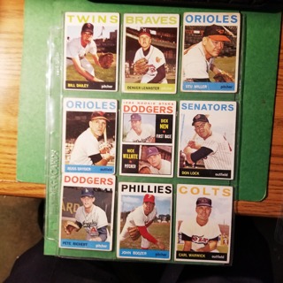  9 - LOT -1964 TOPPS LOW GRADE -  BASEBALL CARDS