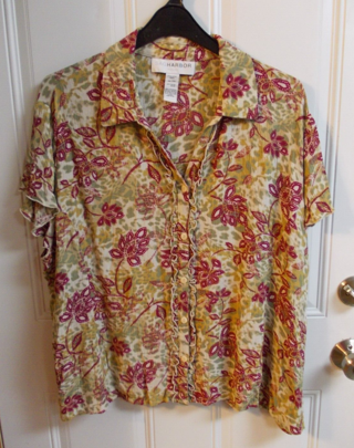 Women's Size 24W Button Down Ruffle Front Floral Shirt Top by Sag Harbor