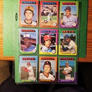  9 - LOT -1975 TOPPS LOW GRADE -  BASEBALL CARDS