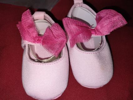 Baby girl pink shoes