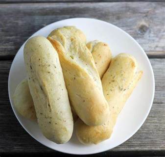 SOFT BREADSTICKS RECIPE + 5 RECIPES