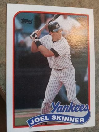 1989 TOPPS JOEL SKINNER NEW YORK YANKEES BASEBALL CARD# 536